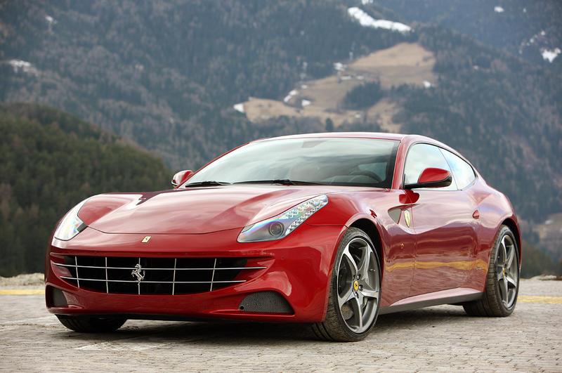 Ferrari-FF_1.thumb.jpg.a2107cc22343e96ca